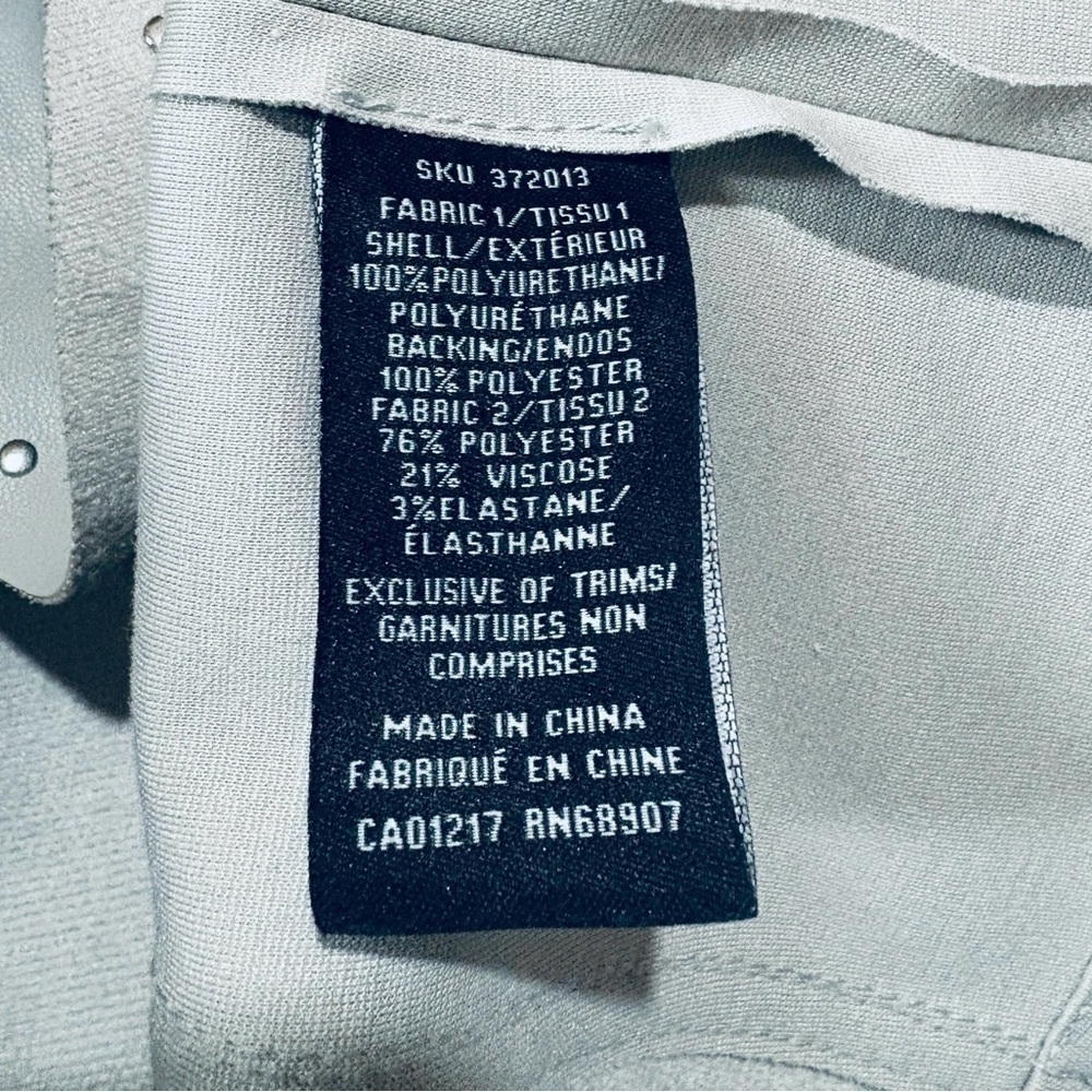 NWOT, Stunning Faux Leather Le Château Jacket, XS, Light Gray 🍂 - Picture 8 of 9
